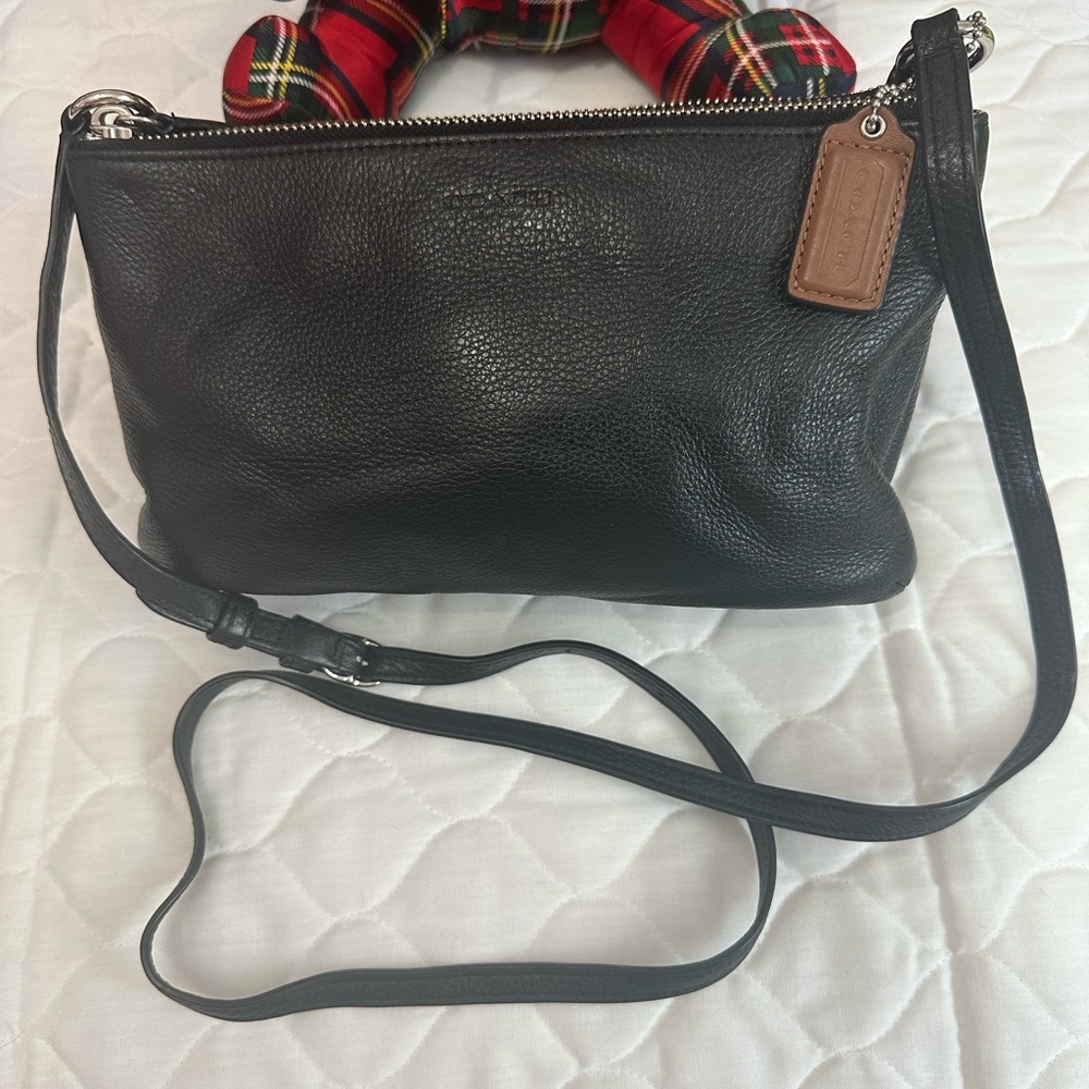COACH Lyla Park leather Double gusset Black  Crossbody Bag